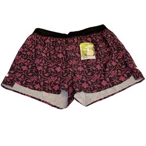 Libin shorts pull on elastic waist shorter in front UPF+50 Size medium NWT